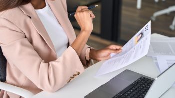Mastering Virtual Interviews: Tips and Tricks for Every Job Seeker